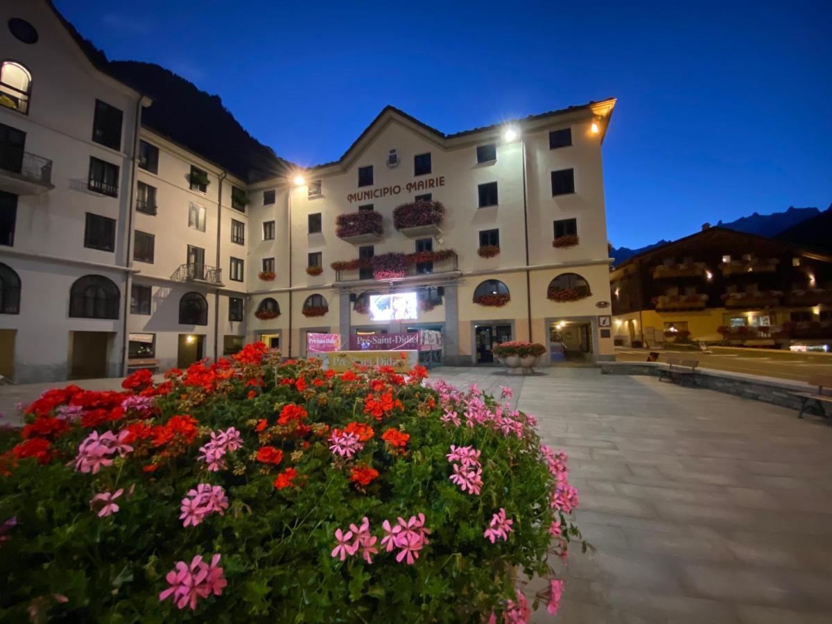 Appartamento De Montagne Berthod Pre-Saint-Didier Exterior photo